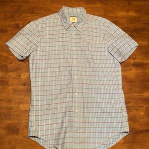 Shirt sleeve button down